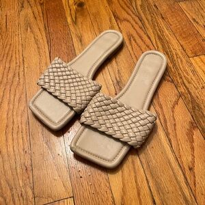 Elegant Tan Woven Slide Sandals